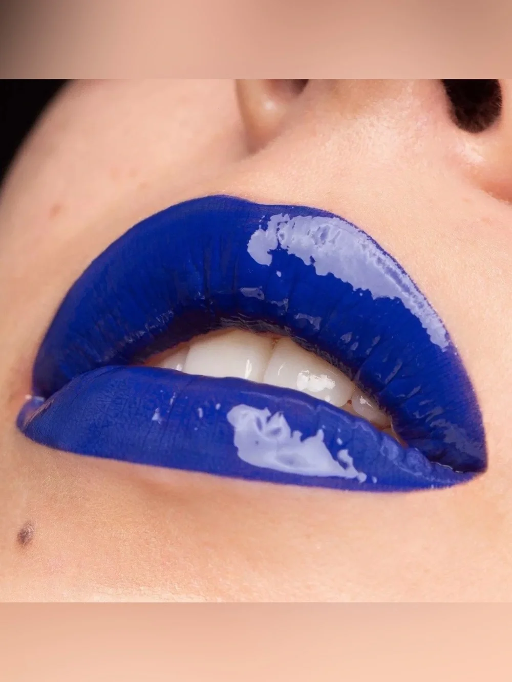 NYX Shine Loud High Shine Long-Lasting Liquid Lipstick Disrupter💙